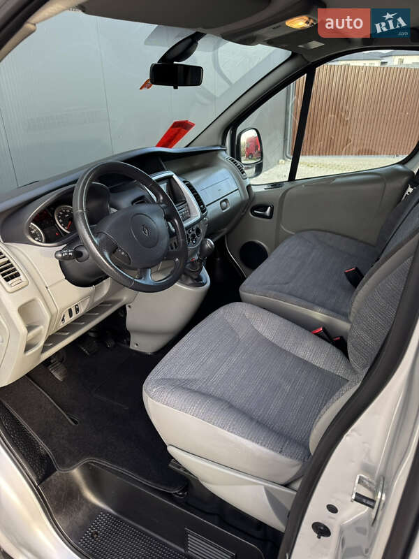 Минивэн Renault Trafic 2014 в Луцке