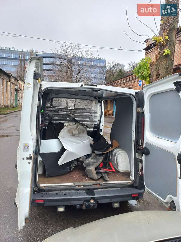 Грузовой фургон Renault Trafic 2014 в Киеве