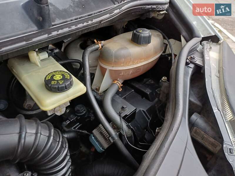 Минивэн Renault Trafic 2008 в Каменском