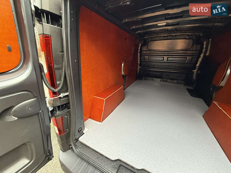 Другие грузовики Renault Trafic 2023 в Киеве фото 50 Другие грузовики Renault Trafic 2023 в Киеве