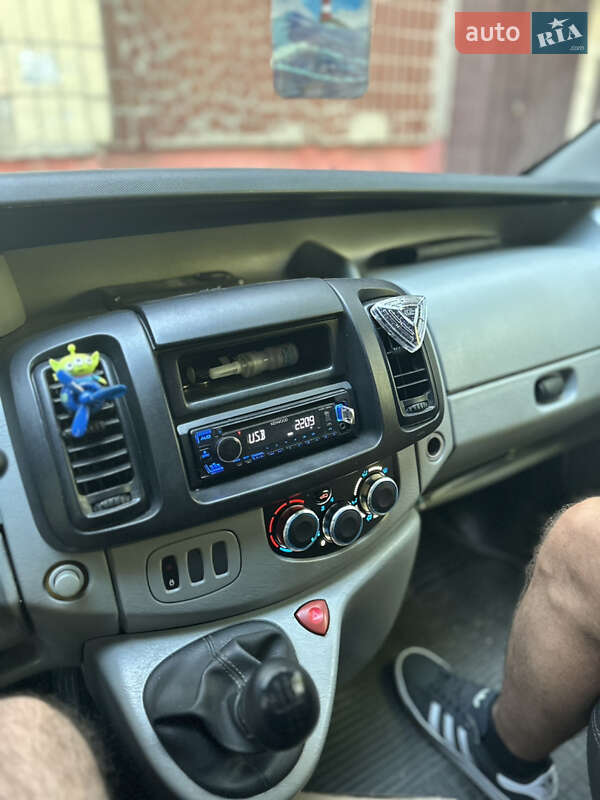 Мінівен Renault Trafic 2002 в Торчині