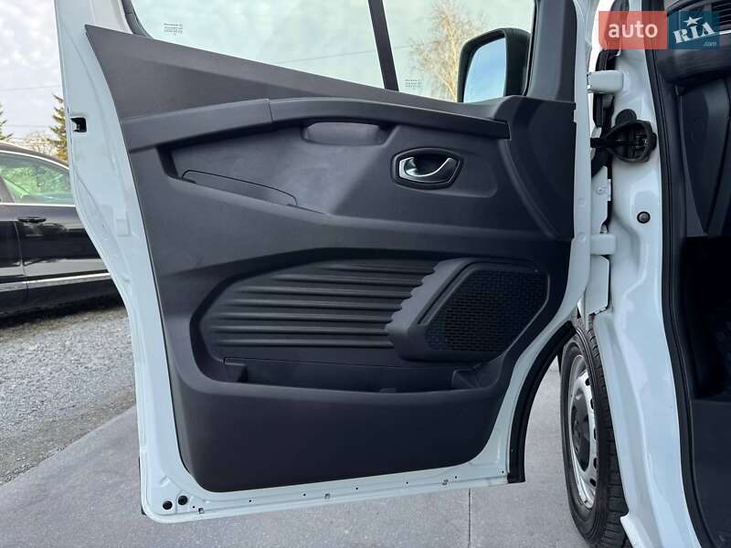 Минивэн Renault Trafic 2022 в Ровно фото 28 Минивэн Renault Trafic 2022 в Ровно