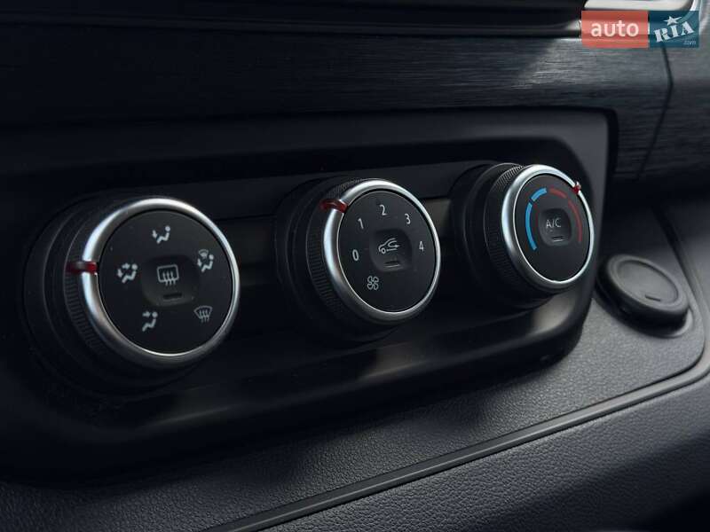 Минивэн Renault Trafic 2022 в Ровно фото 48 Минивэн Renault Trafic 2022 в Ровно