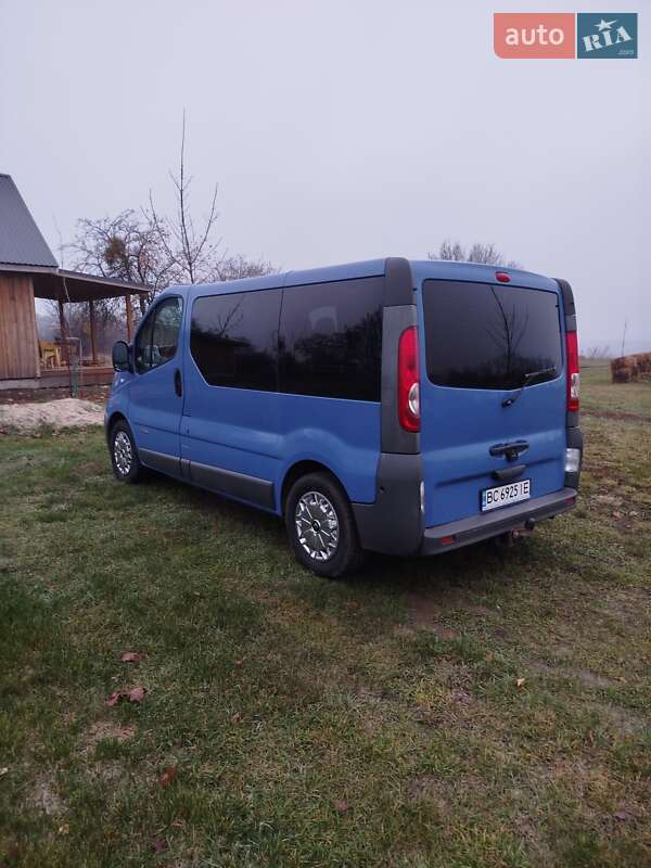 Минивэн Renault Trafic 2010 в Черкассах фото 9 Минивэн Renault Trafic 2010 в Черкассах