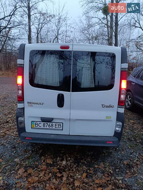 Мінівен Renault Trafic 2008 в Львові
