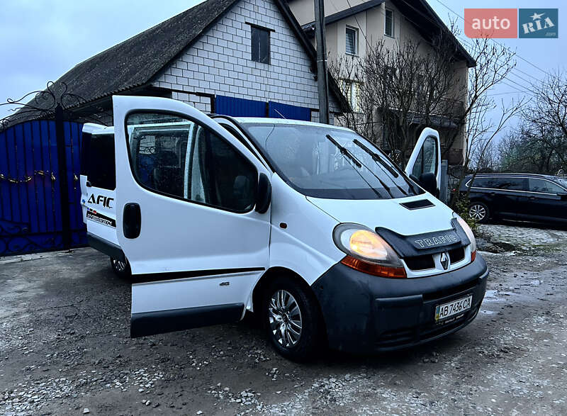 Минивэн Renault Trafic 2005 в Хмельнике фото 22 Минивэн Renault Trafic 2005 в Хмельнике