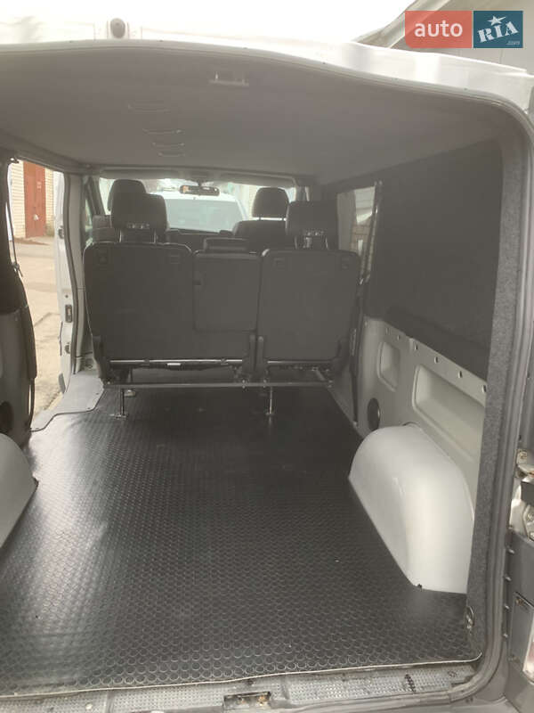 Минивэн Renault Trafic 2005 в Харькове фото 28 Минивэн Renault Trafic 2005 в Харькове