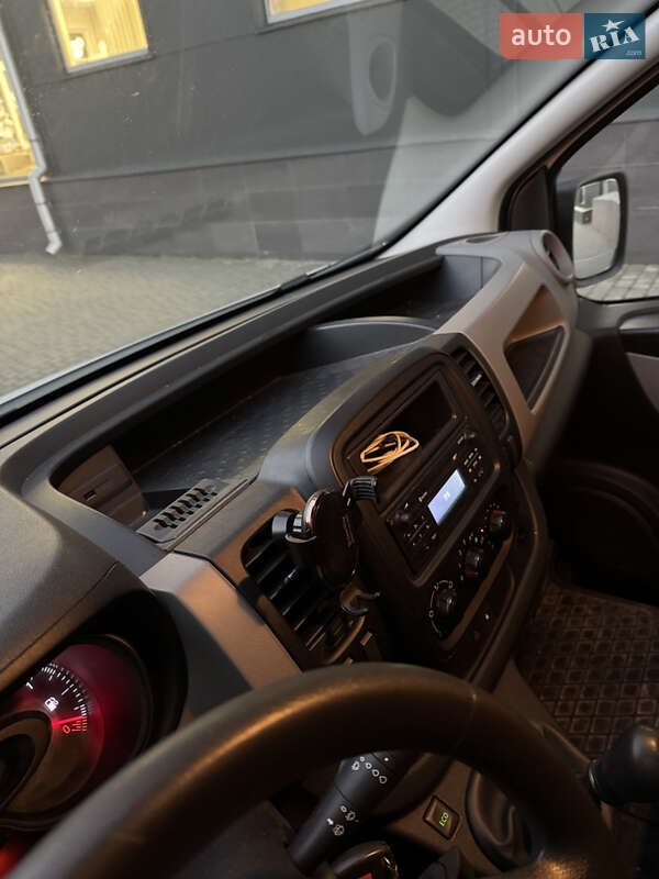 Микроавтобус грузовой (до 3,5т) Renault Trafic 2018 в Львове