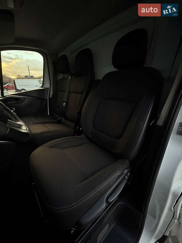 Грузовой фургон Renault Trafic 2020 в Дубно