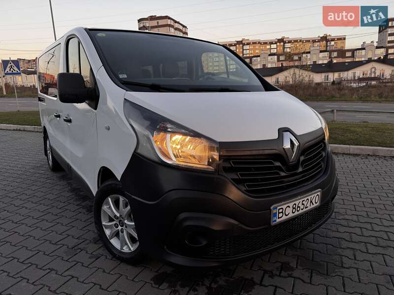 Минивэн Renault Trafic 2016 в Хмельницком