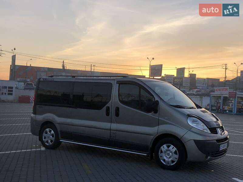 Минивэн Renault Trafic 2011 в Черновцах