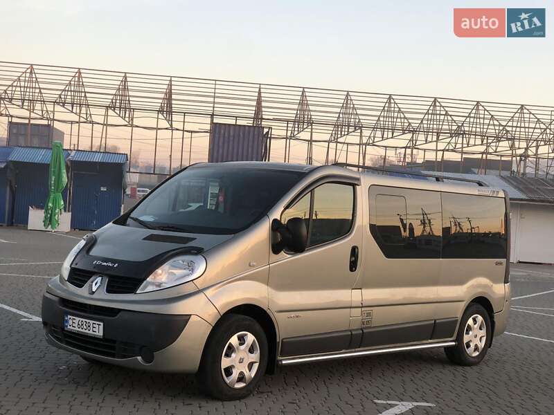 Минивэн Renault Trafic 2011 в Черновцах