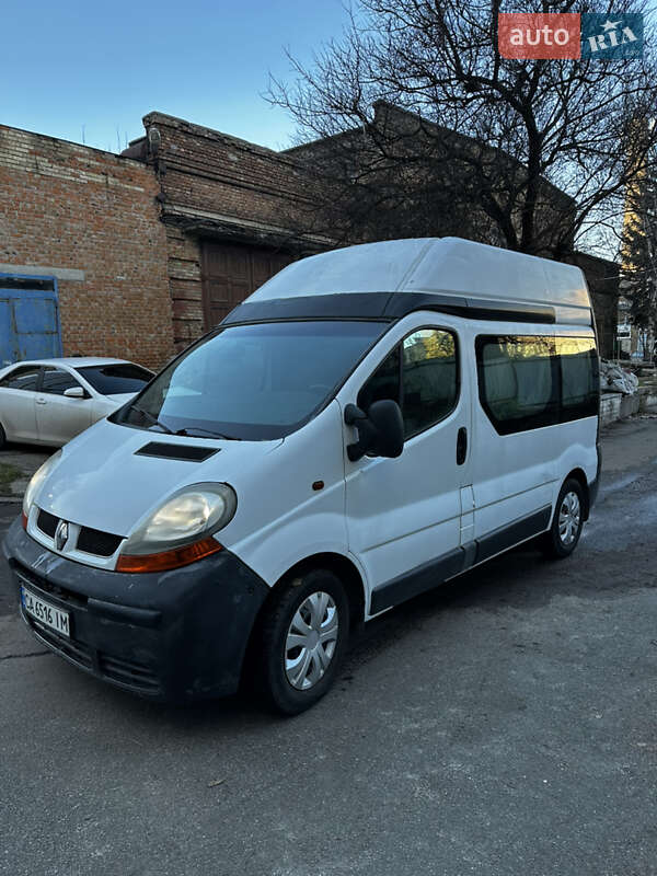 Минивэн Renault Trafic 2004 в Киеве фото 6 Минивэн Renault Trafic 2004 в Киеве
