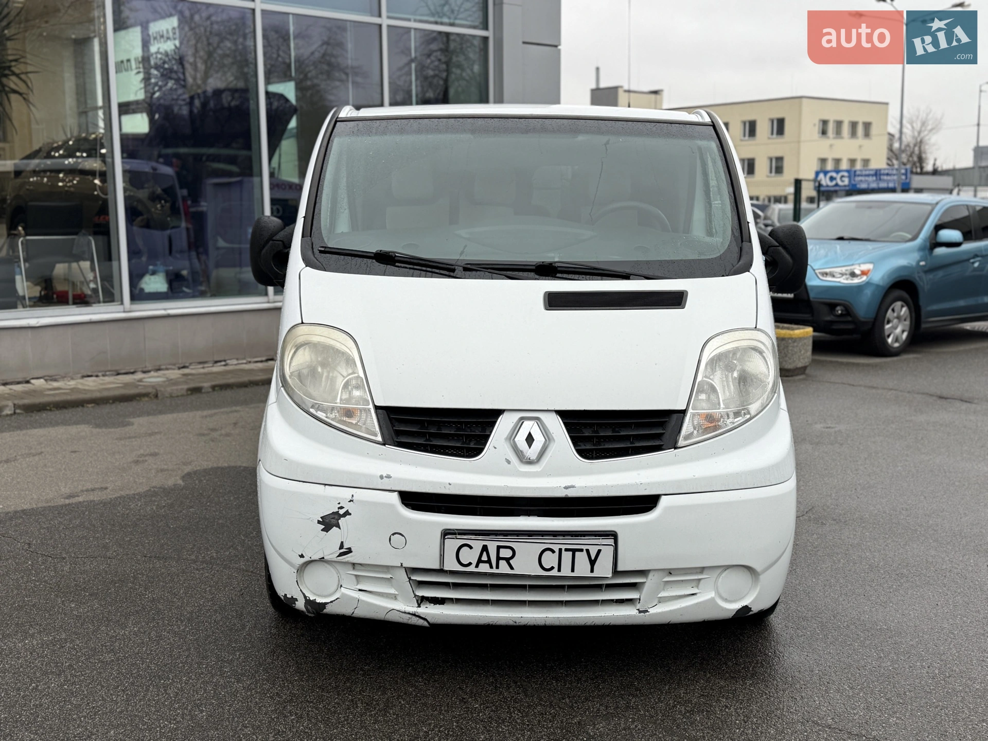2011 Renault Trafic - мініатюра 2