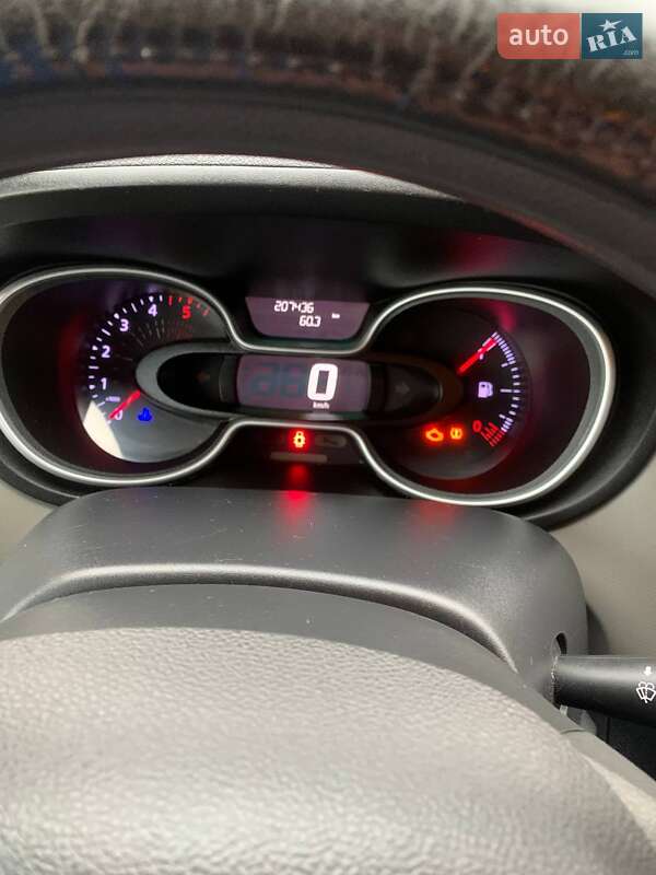 Другие грузовики Renault Trafic 2017 в Гостомеле