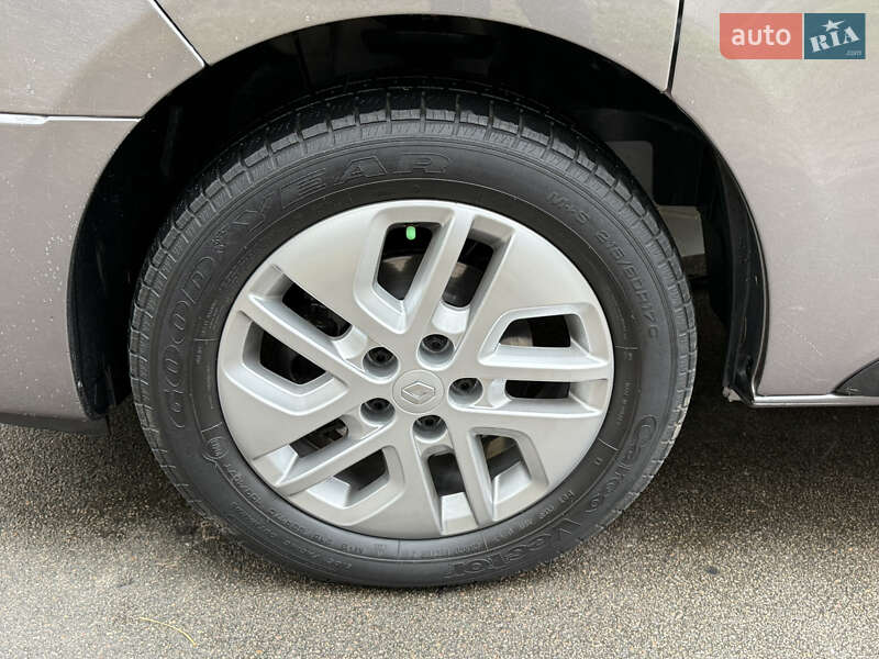 Минивэн Renault Trafic 2020 в Киеве фото 21 Минивэн Renault Trafic 2020 в Киеве