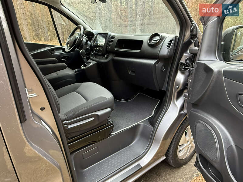 Минивэн Renault Trafic 2020 в Киеве фото 35 Минивэн Renault Trafic 2020 в Киеве