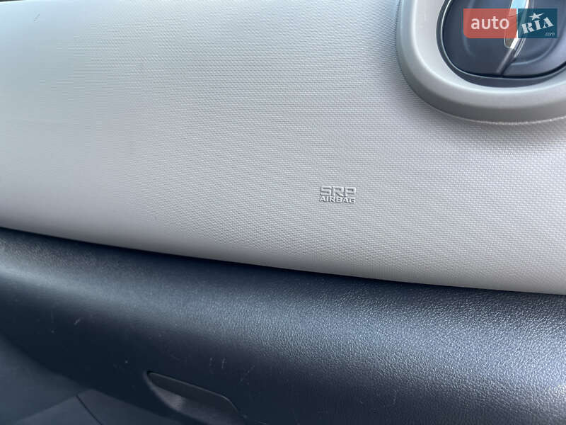 Минивэн Renault Trafic 2016 в Киеве фото 16 Минивэн Renault Trafic 2016 в Киеве