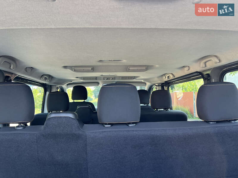 Минивэн Renault Trafic 2016 в Киеве фото 23 Минивэн Renault Trafic 2016 в Киеве