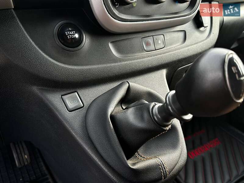 Грузопассажирский фургон Renault Trafic 2019 в Харькове