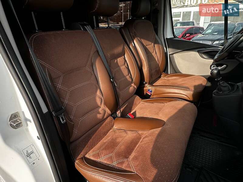 Грузопассажирский фургон Renault Trafic 2019 в Харькове