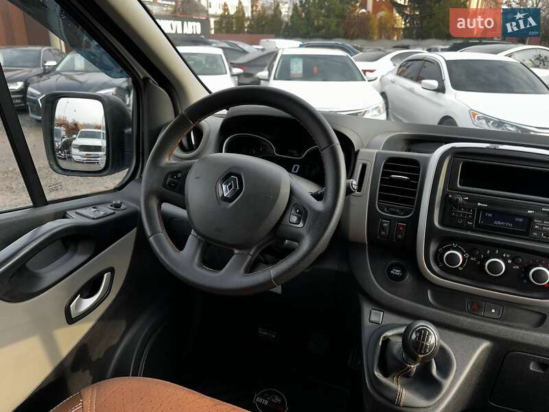 Грузопассажирский фургон Renault Trafic 2019 в Харькове