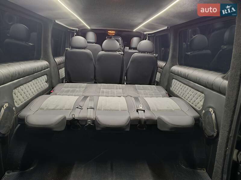 Минивэн Renault Trafic 2016 в Городке