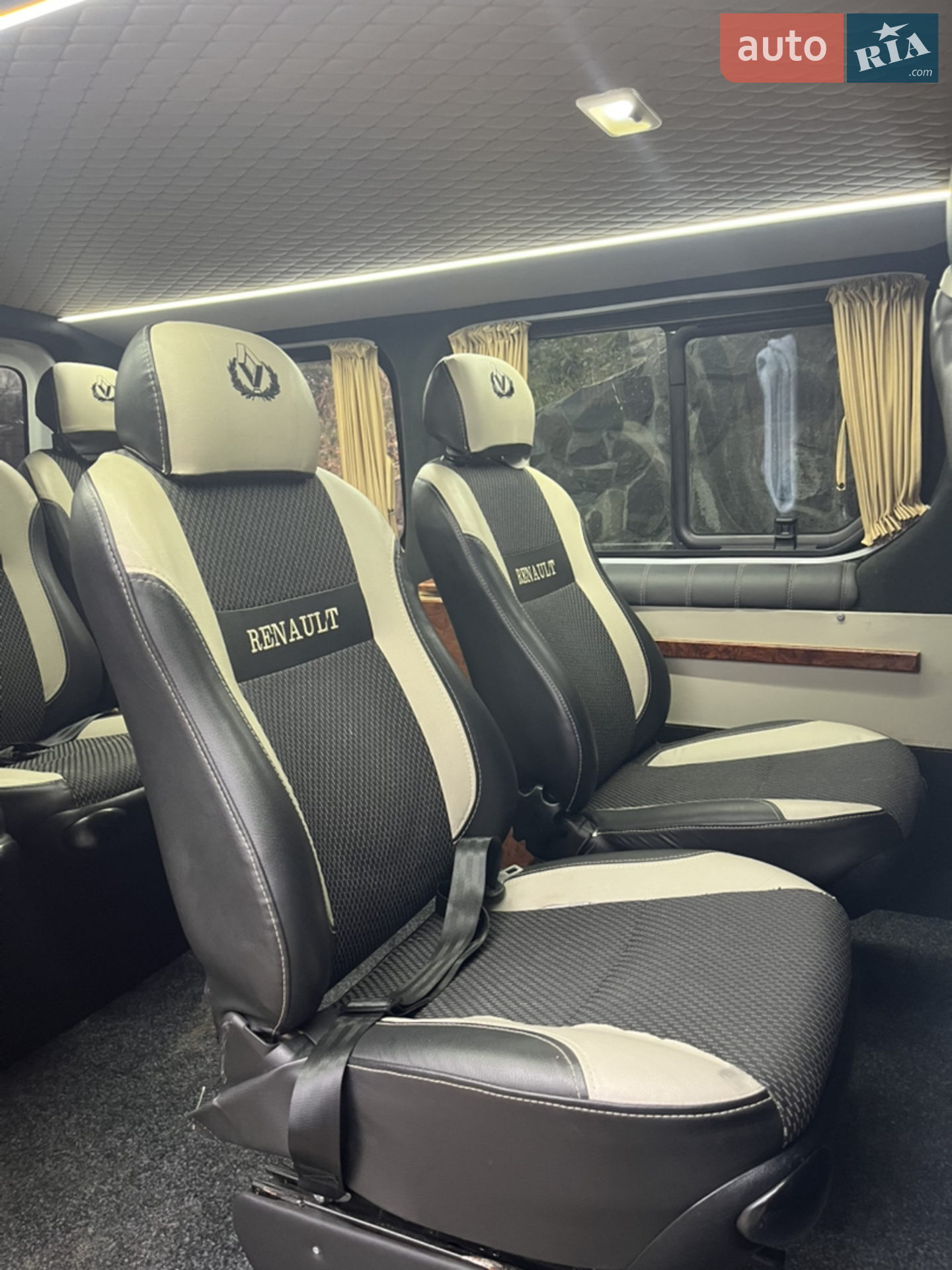 2010 Renault Trafic - мініатюра 3