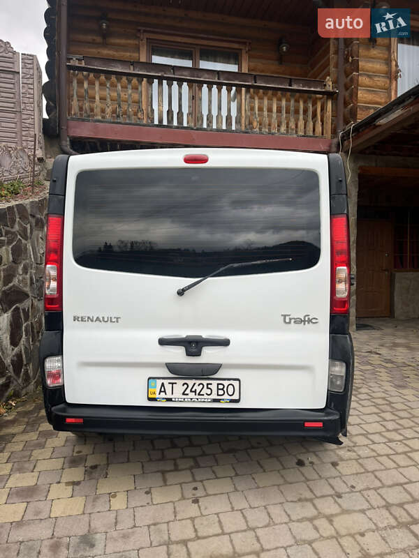 Минивэн Renault Trafic 2010 в Ворохте