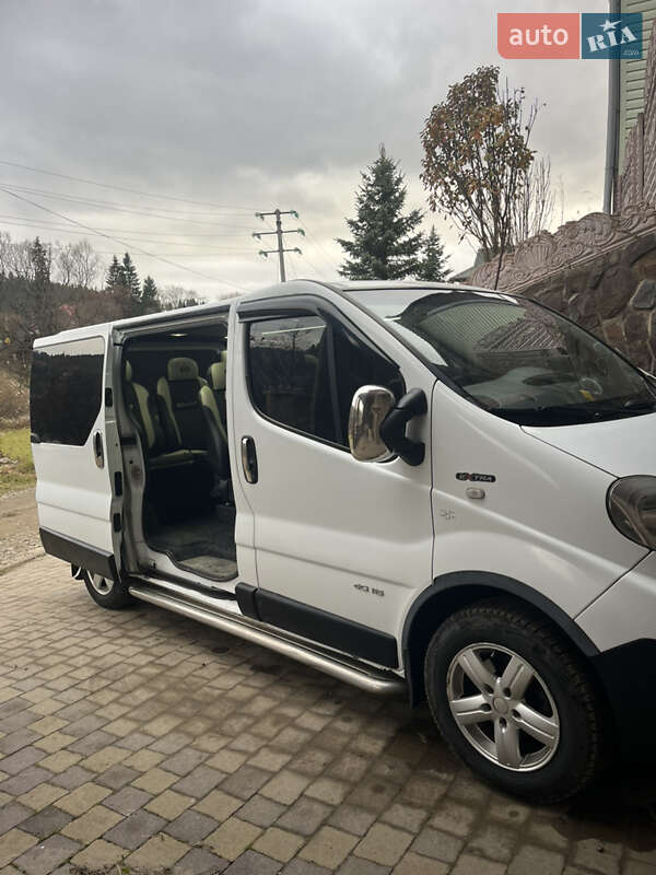 Минивэн Renault Trafic 2010 в Ворохте