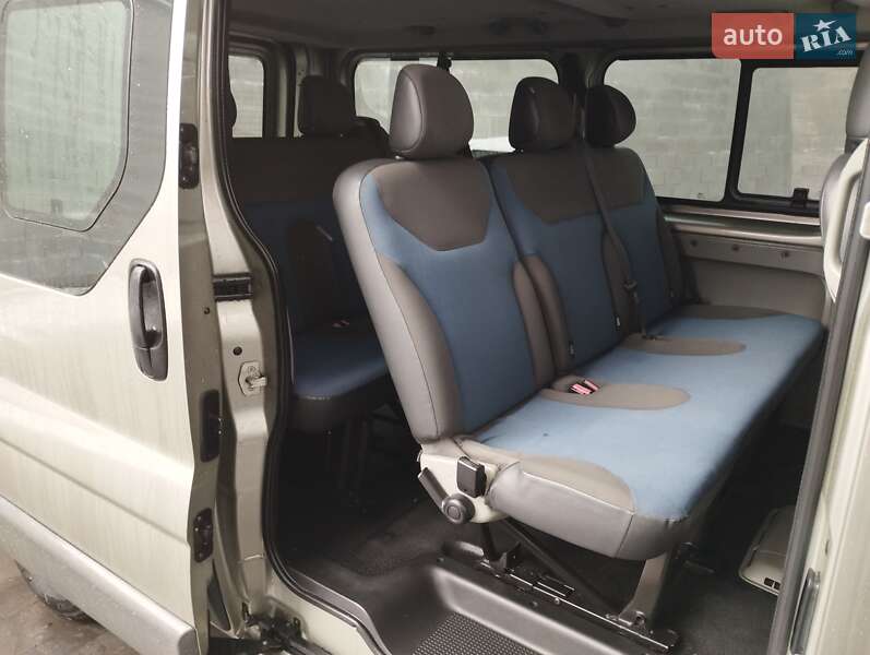 Минивэн Renault Trafic 2011 в Ровно фото 8 Минивэн Renault Trafic 2011 в Ровно