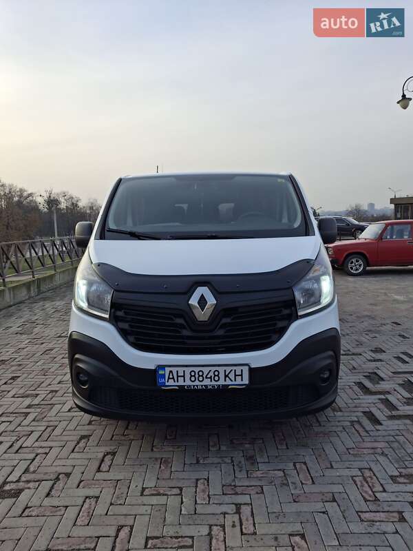 Минивэн Renault Trafic 2015 в Харькове