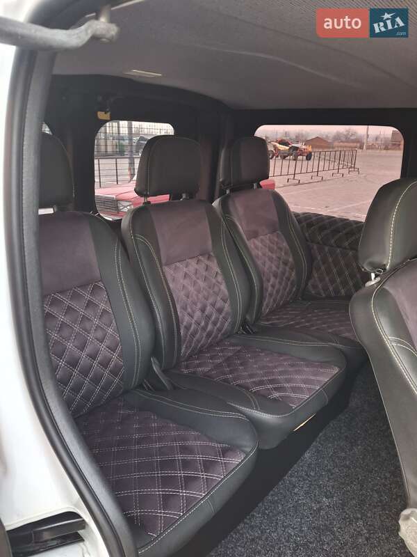 Минивэн Renault Trafic 2015 в Харькове