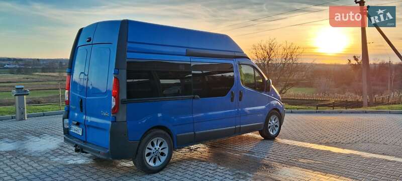 Грузовой фургон Renault Trafic 2007 в Шумске фото 27 Грузовой фургон Renault Trafic 2007 в Шумске