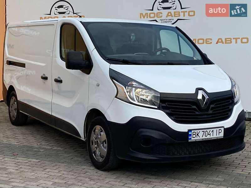 Вантажний фургон Renault Trafic 2018 в Рівному