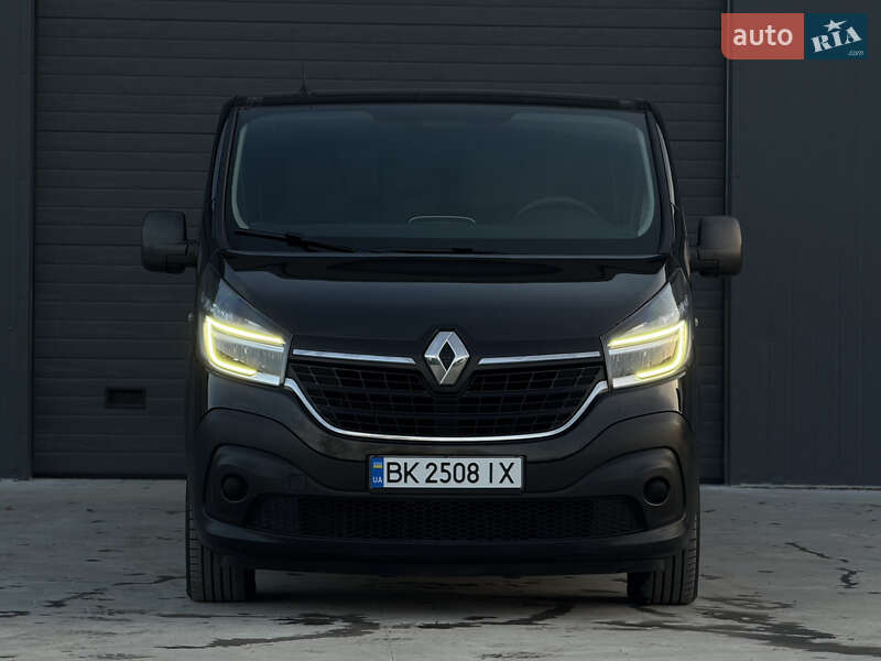 Минивэн Renault Trafic 2021 в Дубно