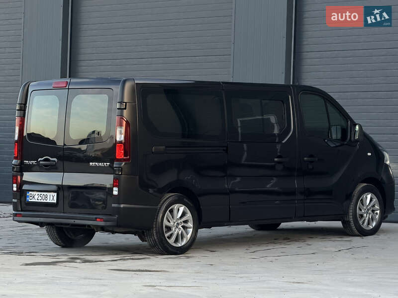 Минивэн Renault Trafic 2021 в Дубно