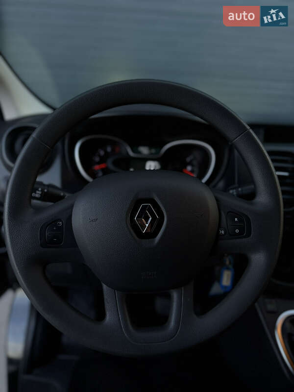 Минивэн Renault Trafic 2021 в Дубно