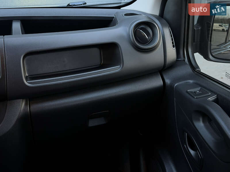 Минивэн Renault Trafic 2021 в Дубно