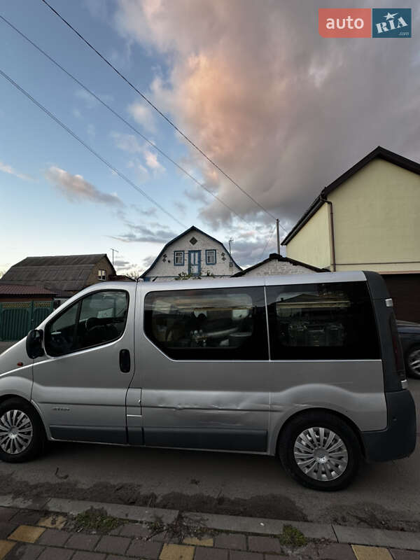 Минивэн Renault Trafic 2005 в Киеве фото 9 Минивэн Renault Trafic 2005 в Киеве