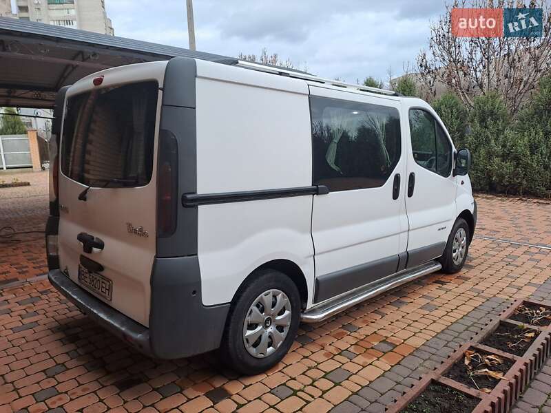 Минивэн Renault Trafic 2004 в Южноукраинске фото 6 Минивэн Renault Trafic 2004 в Южноукраинске