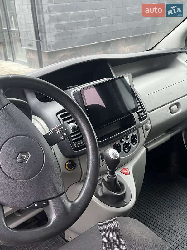 Минивэн Renault Trafic 2013 в Ровно