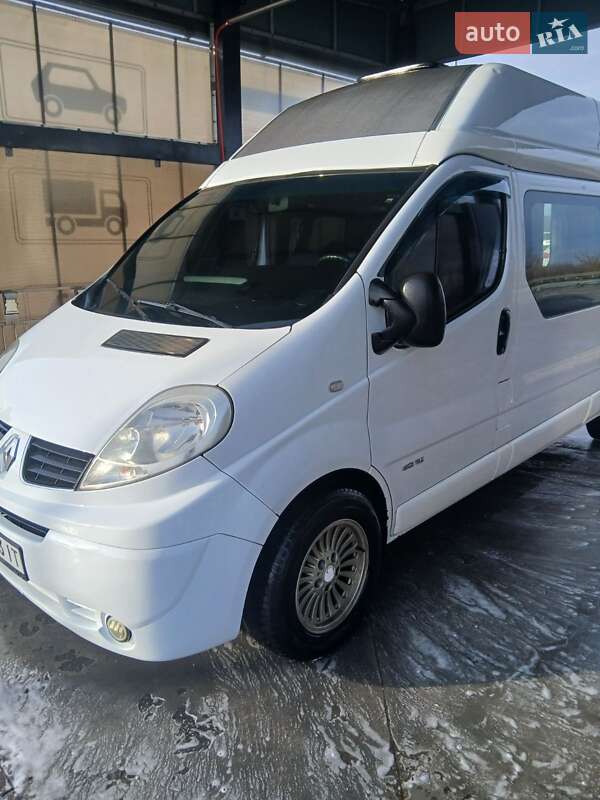 Минивэн Renault Trafic 2009 в Капитановке фото 3 Минивэн Renault Trafic 2009 в Капитановке