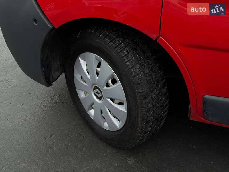 Минивэн Renault Trafic 2006 в Ровно