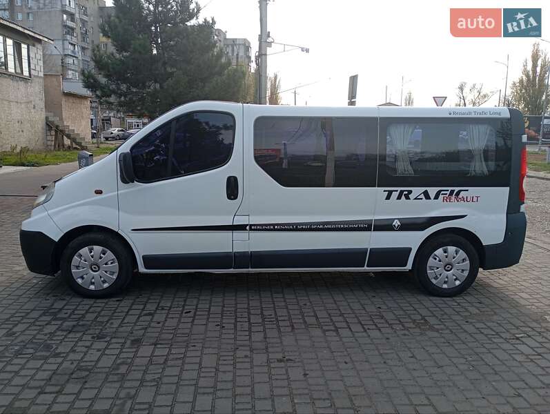 Минивэн Renault Trafic 2006 в Белгороде-Днестровском