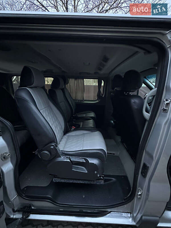 Минивэн Renault Trafic 2013 в Ровно фото 18 Минивэн Renault Trafic 2013 в Ровно