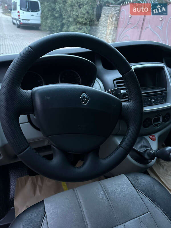 Минивэн Renault Trafic 2013 в Ровно фото 33 Минивэн Renault Trafic 2013 в Ровно