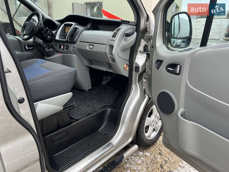 Минивэн Renault Trafic 2012 в Львове