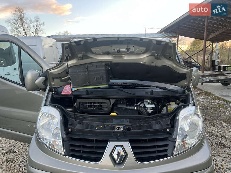 Минивэн Renault Trafic 2012 в Львове