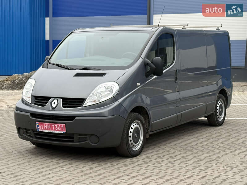 Грузовой фургон Renault Trafic 2014 в Ровно